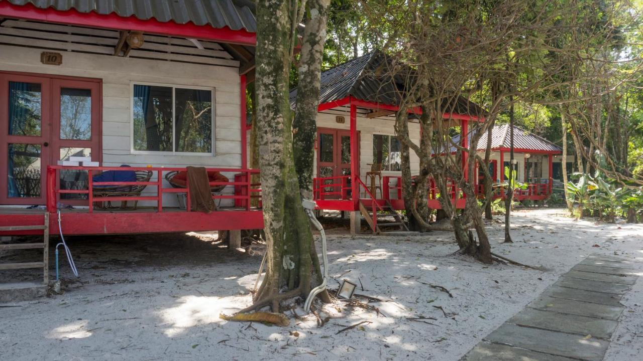 Sarasea Koh Rong Samloem 3*